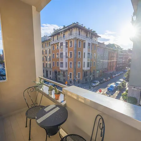 דירה Tra Citylife E Corso Vercelli, מילאנו